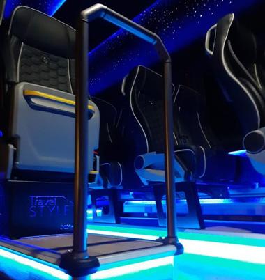 梅赛德斯 SPRINTER 16座位数