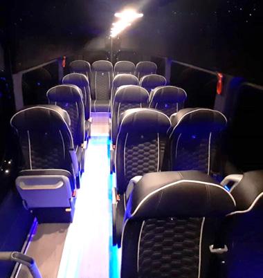 梅赛德斯 SPRINTER 16座位数